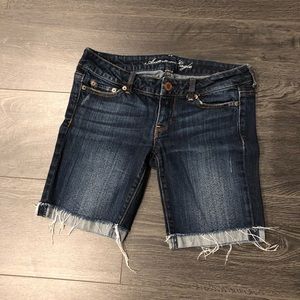 American Eagle Bermuda Shorts. Inseam 8”